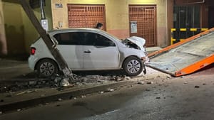Homem passa mal enquanto dirige e atinge pedestre em Várzea Grande
