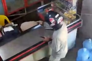 Tentativa de homicídio contra comerciante em Cáceres é registrada por câmeras