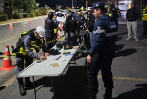 Operação na Tenente Coronel Duarte e Beira Rio prende 11 condutores alcoolizados