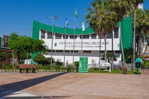 Projeto que proíbe atletas trans em competições femininas avança na Câmara de Cuiabá