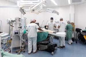 HMC faz primeira cirurgia de alta expansão de pele em paciente com queimadura