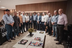 Mauro Mendes envia projeto à Assembleia para redução de 30% sobre o "Fethab da vaca"