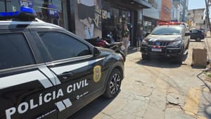 Polícia Civil apreende milhares de peças de roupas falsificadas em outlets de Cuiabá e VG