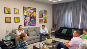 Prefeita e secretária de Saúde discutem recursos para Várzea Grande com Botelho