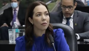 Câmara de Cuiabá e vereadora Maysa Leão expõe adolescente de 16 anos vítima de estupro