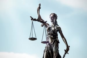 Réu é condenado por homicídio qualificado, sequestro e corrupção de menores