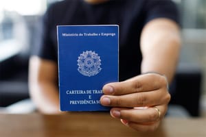 Sine Municipal inicia a semana com recorde de 902 vagas de emprego; confira todas as oportunidades