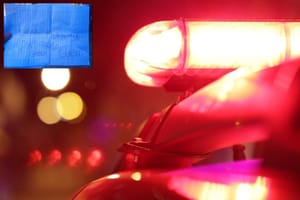 Menina de 9 anos escreve bilhete pedindo socorro e é resgatada pela PM; mãe foi presa