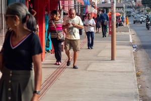 Comerciantes da capital voltam a ficar pessimistas após quatro meses de recuperação