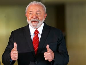 Lula segue imbatível enquanto a direita quebra a cabeça, diz Paraná Pesquisas