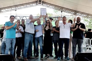 Mauro Mendes desta salto histórico na pavimentação: "Só tinha 392 km de asfalto"