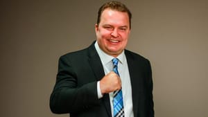 "A vinda do grupo do Max Russi fortalece enormemente o Podemos", destaca ex-deputado