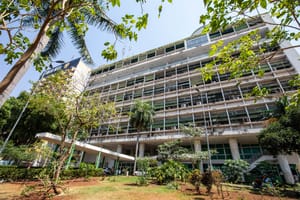 Novo bloqueio de R$ 1,3 milhão da CS Mobi ameaça serviços essenciais em Cuiabá