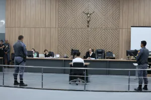 Júri do duplo homicídio no Shopping Popular continua hoje; acompanhe atualizações