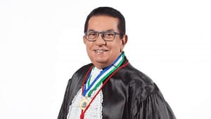 Desembargador afastado do TJMT se aposenta com salário integral de R$ 48 mil