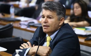 José Medeiros admite que anistia ao ex-presidente Bolsonaro perdeu força no Congresso