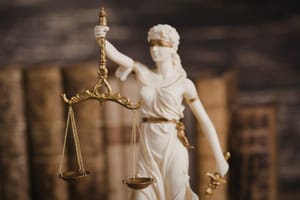 Homem que matou atual da ex com 13 facadas é condenado a 19 anos e 3 meses de prisão