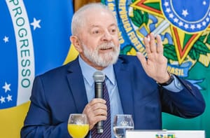 Câmara de Cuiabá aprova moção de repúdio contra Lula por declarações sobre tráfico