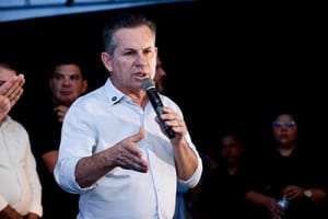 Mendes defende lei que coloque facções como terroristas: "Todo dia matam 100"
