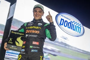 Massa voa no Autódromo de Mato Grosso e conquista pole histórica
