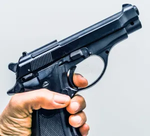 Homem é morto por atiradores mascarados dentro de bar em Peixoto de Azevedo