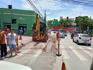 Rua 13 de Junho será interditada imediatamente devido a rompimento de adutora