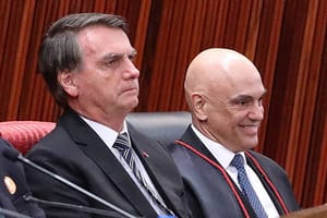 Alexandre de Moraes determina perícia médica sobre estado de saúde de Bolsonaro