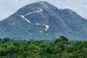 Assembleia Legislativa devolve Morro de Santo Antônio e distrito de Mimoso a Leverger