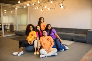 Empresas parceiras do Instituto Coca-Cola Brasil têm mais de 50 vagas abertas no MT