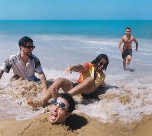 Banda Lagum anuncia turnê de verão 2026 pelo Brasil a partir de janeiro