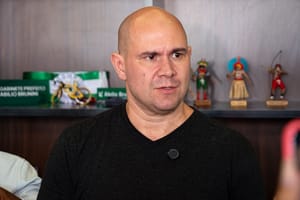 Abilio planeja pagar 13º salário em dezembro e avalia antecipação da primeira parcela