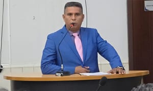 Vereadores de Cáceres são parados pela PRF e um é autuado por dirigir com CNH suspensa