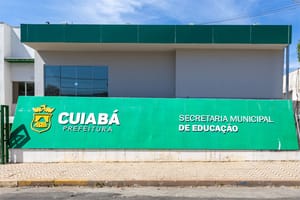 Prefeitura cria novas gratificações e garante aumento de até 33% a servidores da educação