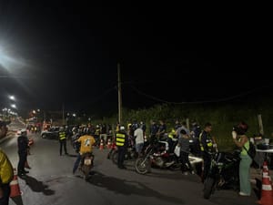 Lei Seca para motos termina com quatro presos e 46 veículos removidos em Cuiabá