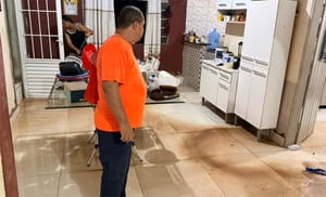 Defesa Civil de Cuiabá faz diversos atendimentos após chuva superior a 100mm na capital