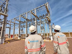 Energisa MT deve indenizar consumidor rural após cobrança excessiva e corte de energia