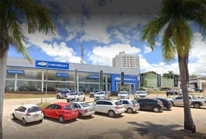 Gramarca Veículos deve indenizar consumidor que comprou carro zero com defeito