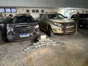 Gefron e Rotam apreendem 44 kg de cocaína, causando prejuízo de R$ 1,4 milhão ao tráfico