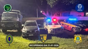 Forças de segurança interceptam Hilux furtada a caminho da Bolívia