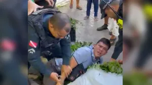 Abordagem de policiais militares a trabalhador provoca protesto de populares em Belém; veja vídeo