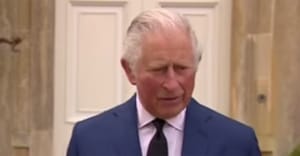 Rei Charles III diz que apoia ação que prendeu seu irmão Andrew: "Lei deve seguir seu curso"