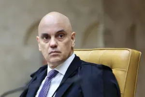Moraes envia à PGR pedido sobre prisão domiciliar de Bolsonaro após agravamento de saúde