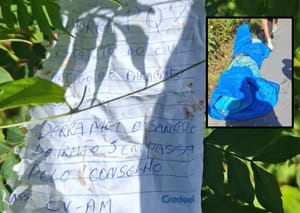 Corpo decapitado é achado com bilhete de facção criminosa; cadáver estava enrolado em lonas