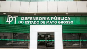 Idoso consegue na Justiça cirurgia urgente para tratamento contra o câncer de próstata