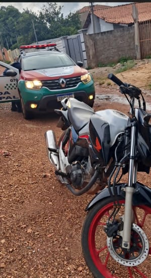 Após monitoramento do sistema de câmeras, moto roubada é recuperada pela GM