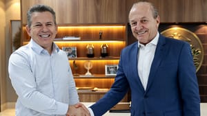 Após renúncia de Mendes, Pivetta toma posse como governador de Mato Grosso