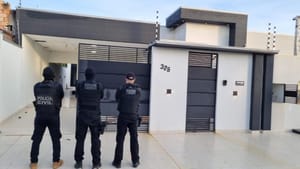 PC mira família ligada a facção e bloqueia mais de R$ 20 milhões movimentados no tráfico em MT