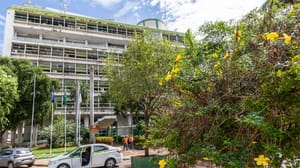 Abilio paga aposentados e pensionistas e injeta quase R$ 30 milhões na economia de Cuiabá