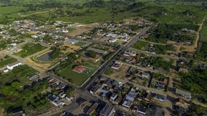 Justiça de MT determina início imediato de aulas e fixa multa que pode chegar a R$ 100 mil