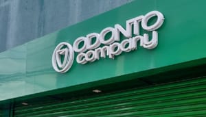 TJMT condena Odonto Company a pagar R$ 21,8 mil a paciente por falha em prótese